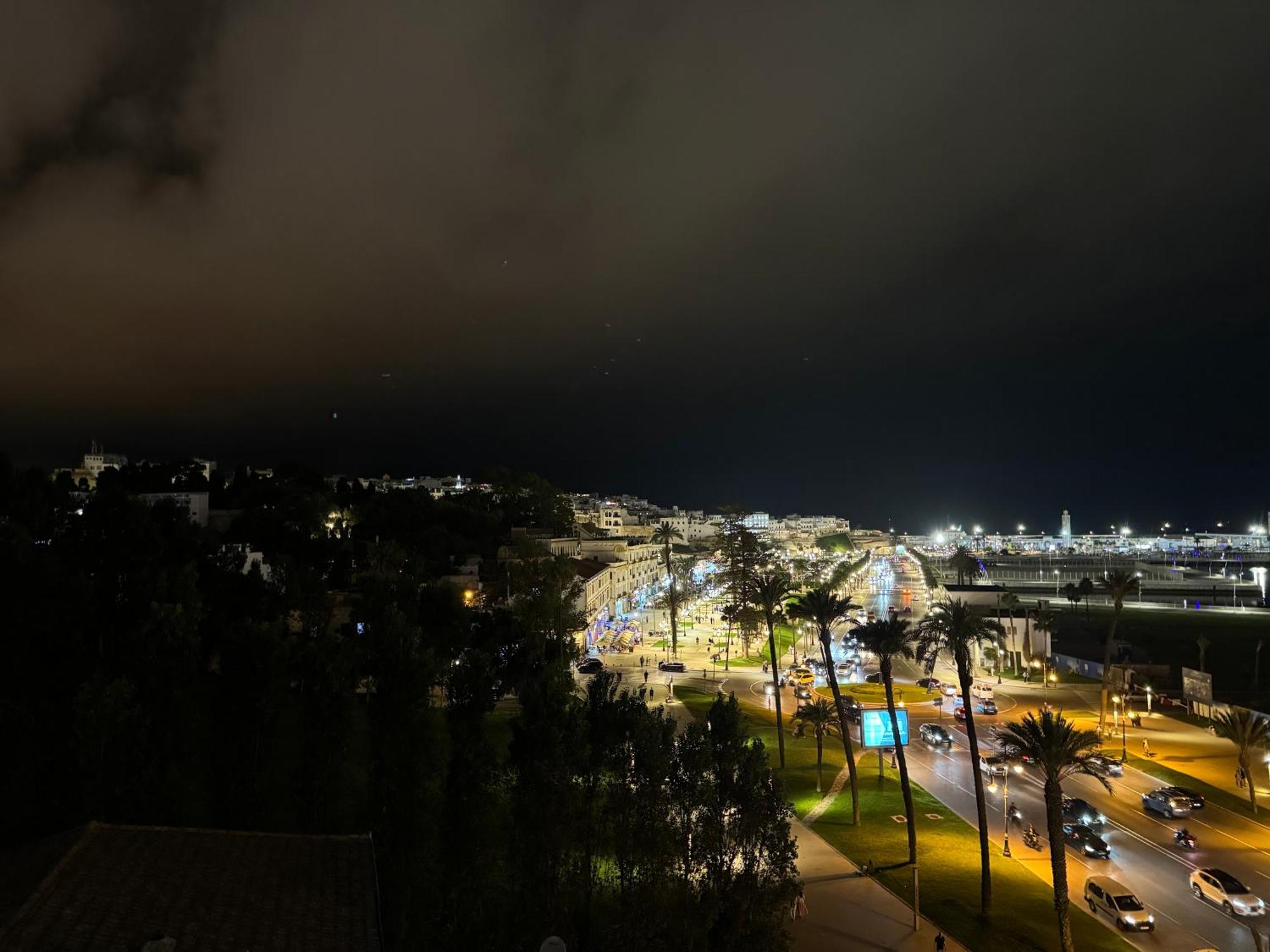 R&S Marina Bay Tanger Marsa Apartment Bagian luar foto
